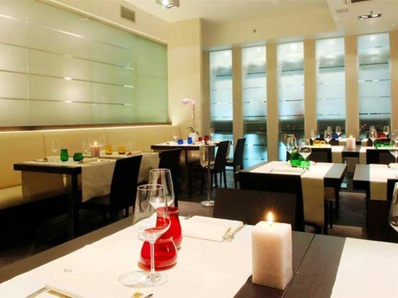 คอร์ตยาร์ด เวนิส แอร์พอร์ต Hotel เตสเซรา ร้านอาหาร รูปภาพ